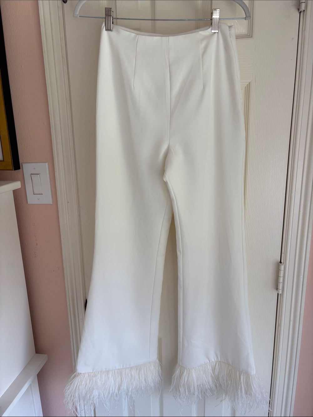 Aureum White Feather Briar Pants Size Small *NWT